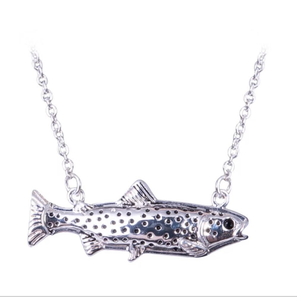 Cabela’s Fish necklace NWOT